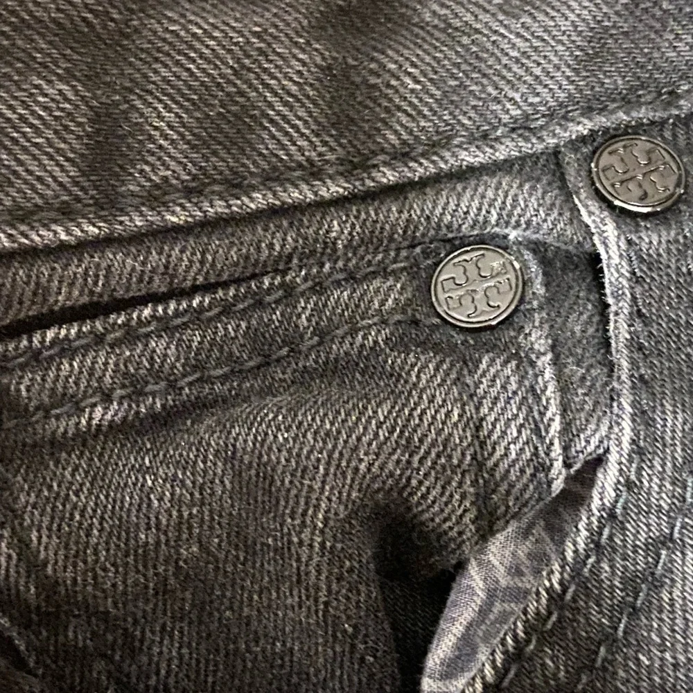 Tory Burch Black Straight Leg Jeans Size 25 - Picture 4 of 10